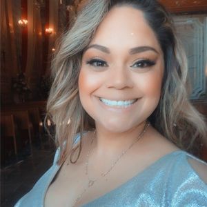 Meet your Posher, Lorena